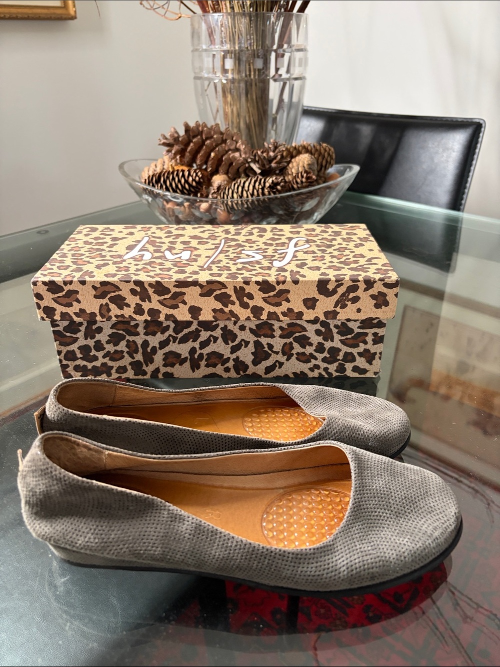 French Sole NY gray Leather Ballet Flats size 8 I